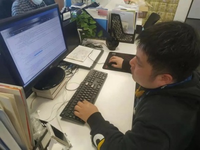 深蘭科技常州工廠打造的消毒機(jī)器人獲10多個(gè)國家市場準(zhǔn)入